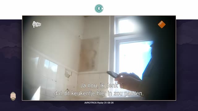 Radar met verborgen camera in een keuken die op de AI-bewerkte Funda-foto veel groter leek